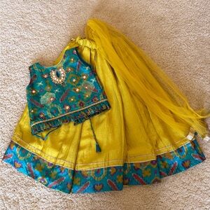 Girls Indian outfit Lehenga Choli